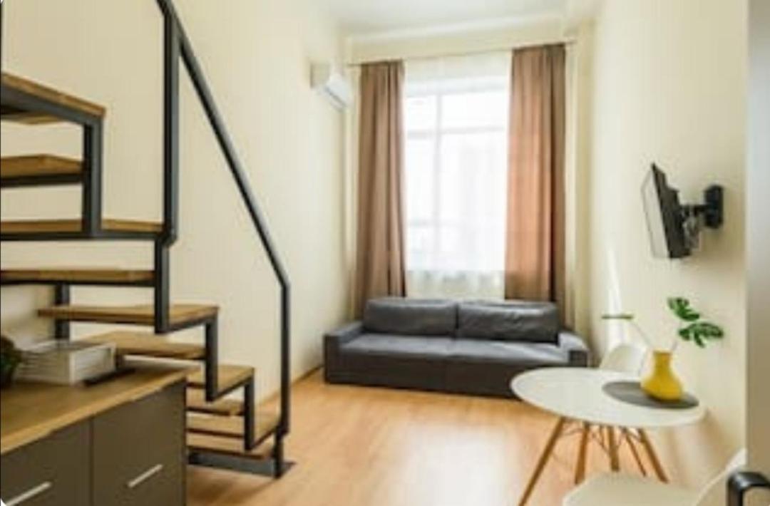 キエフLoft Smart Houseアパートメント エクステリア 写真